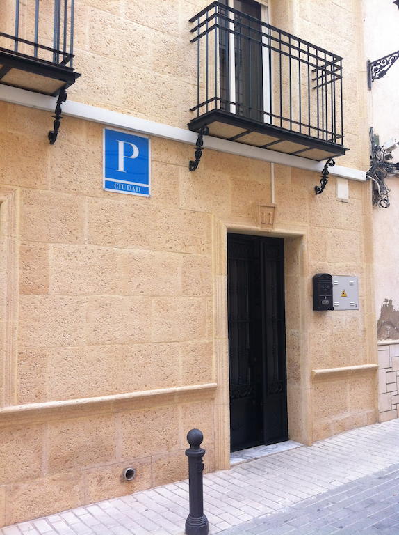 Pension Ruiz Линарес Экстерьер фото